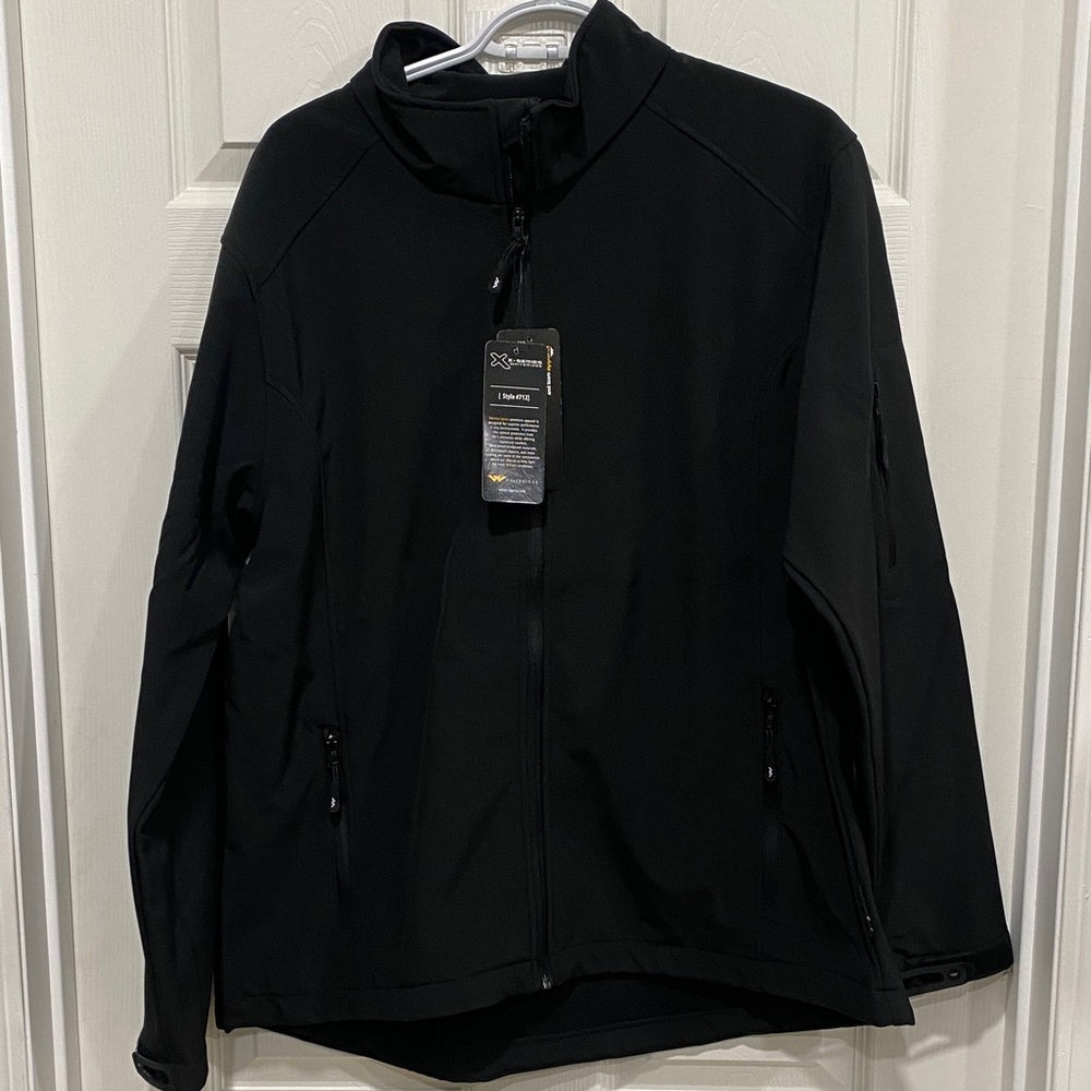 NWT Xtreme Synergy Softshell Jacket - (Black)